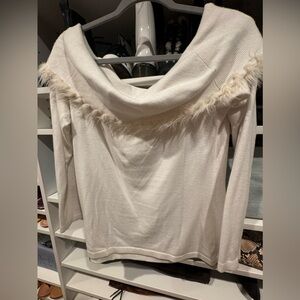 Lilly pulitzer XL off shoulder sweater. Color is cream. Good used condition.